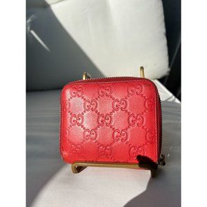 100% Authentic Gucci Leather Wallet (Red)